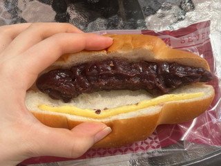 「セブン-イレブン あんバター塩パン」のクチコミ画像 by ふわもちたまごさん