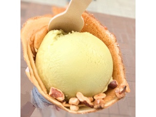pique cafe エシレ村産バターとお砂糖のクレープ