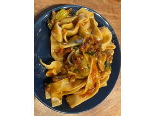 「ファミリーマート ファミマル 香酢が効いた旨辛たれビャンビャン麺」のクチコミ画像 by やなぎんさん