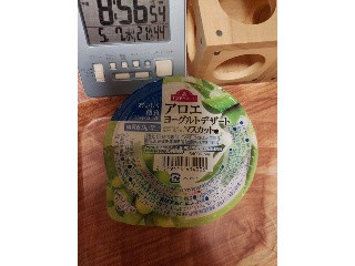 トップバリュ アロエヨーグルトデザート マスカット味