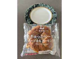 ローソン むぎゅっとベーグルメープル＆アーモンド