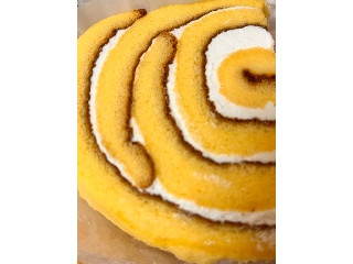 MINISTOP CAFE しっとりロールケーキ