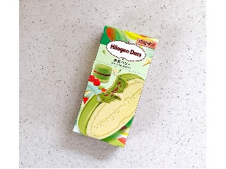 クリスピーサンド 抹茶ベリー