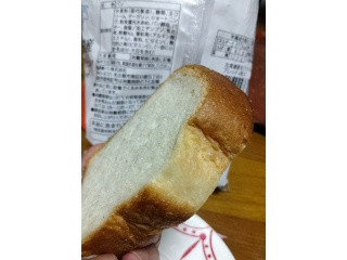 北海道産生クリーム入りブレッド