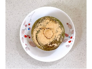 まるなかベーグル よもぎ粒あん黄な粉白玉クリームチーズ
