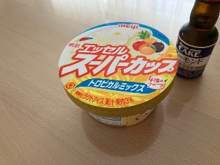 エッセル スーパーカップ トロピカルミックス