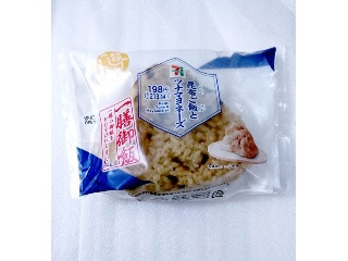 「セブン-イレブン 一膳御飯おむすび 昆布ご飯とツナマヨネーズ」のクチコミ画像 by Falconsableさん