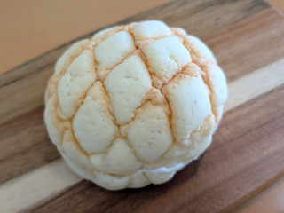 めろんぱん 高評価】「11月の新商品🐮 スイーツ級メロンパン、 - フジパン 沼る