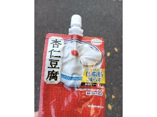 体脂肪を減らす 蒟蒻ゼリー 0kcal杏仁豆腐