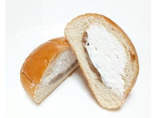 「Pasco たっぷりホイップマロンあんぱん 袋1個」のクチコミ画像 by つなさん