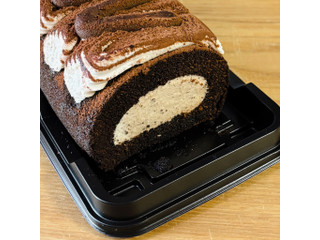 「成城石井 desica カカオ72％クーベルチュールチョコレートのティラミスロール」のクチコミ画像 by もみぃさん