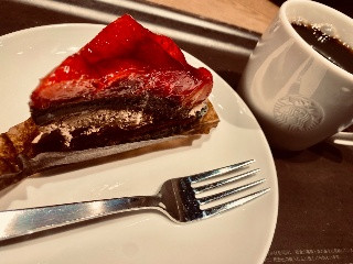 スターバックス ストロベリー＆チョコレートタルト