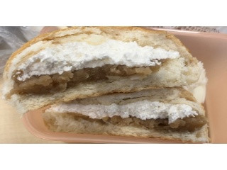 たっぷりホイップマロンあんぱん