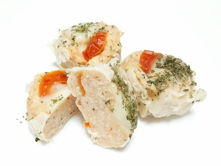トマトとモッツァレラチーズの鶏焼売
