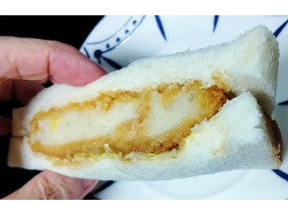 サンドーレ コロッケサンド