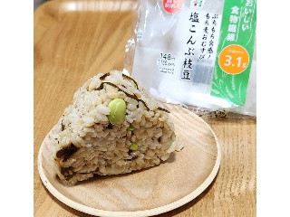 ぷちもち食感！もち麦おむすび