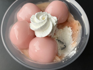 高評価】「桜餡の白玉ぜんざい 365円(税込)/3 - ミニストップ 桜餡