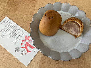 桜ひよこ 113kcal 九州のお友達 - ひよ子 季ひよ子 博多 桜ひよ子