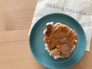 「DEAN＆DELUCA ホワイトスパイススコーン」のクチコミ画像 by こつめかわうそさん