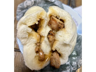 ファミリーマート 炭火焼き鳥まん