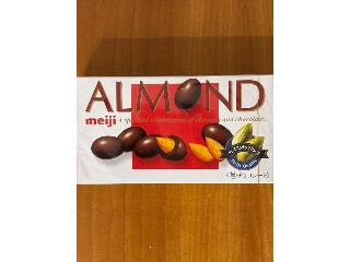 アーモンドチョコレート