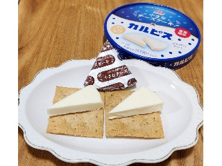 小さなチーズケーキ×カルピス