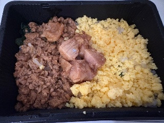 ローソン 鶏そぼろ弁当