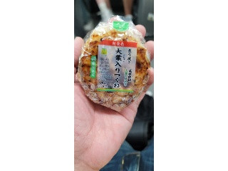 ニューデイズ 大葉入りつくねおにぎり