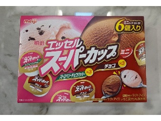 エッセル スーパーカップ ミニ ストロベリーチョコクッキー・チョコ