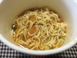 「サッポロ一番 キムチチゲラーメン カップ61g」のクチコミ画像 by レビュアーさん