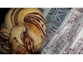中評価】YKベーキング もちっとマーブルチョコパンの感想