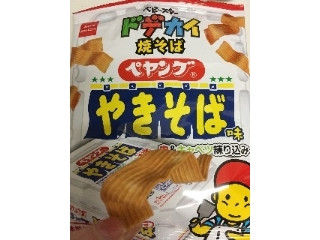 「おやつカンパニー ベビースター ドデカイ焼そばペヤング やきそば味 68g」のクチコミ画像 by ぴのこ.さん