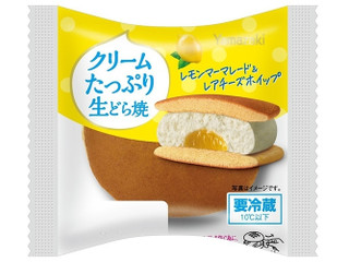 ヤマザキ クリームたっぷり生どら焼き アーモンドプラリネ入りクリーム