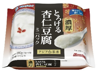 雪印メグミルク アジア茶房 濃厚とろける杏仁豆腐