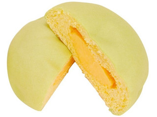 ファミリーマート もちっと北海道メロンパン