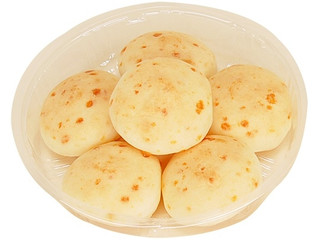 ファミリーマート ひと口もち食感チーズ 北海道産ナチュラルチーズ