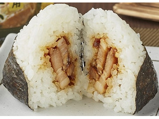 ファミリーマート 豚角煮おむすび