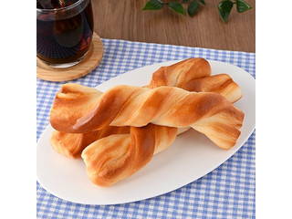 ファミリーマート ファミマ・ベーカリー ミルクツイスト