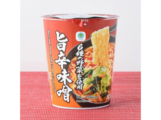 ファミリーマート ファミマル 6種の野菜を使用 旨辛味噌