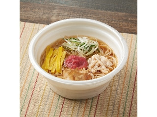ファミリーマート 梅と蒸し鶏のあったかそうめん