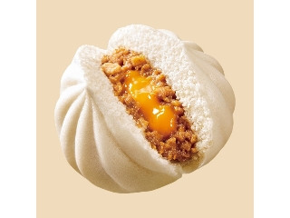 ファミリーマート 背脂ニンニク月見まん