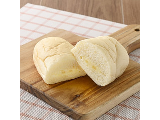 ファミリーマート ファミマルBakery 白生コッペパン りんご果肉入りカスタード