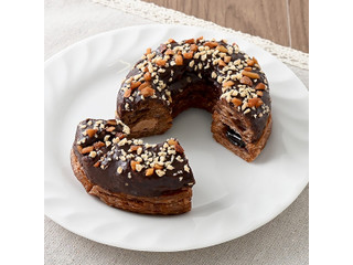 ファミリーマート ファミマルBakery トリプルチョコクロワッサンドーナツ