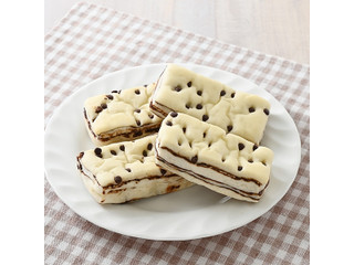 ファミリーマート ファミマルBakery もっち歩き チョコ