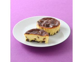 ファミリーマート ファミマルSweets ラムレーズンバスクチーズケーキ