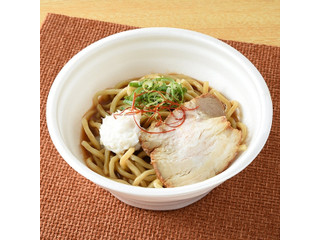 ファミリーマート SUSURU TV.監修 濃厚とんこつ豚無双濃厚無双ラーメン