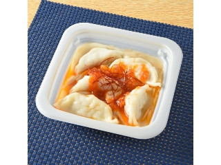 ファミリーマート こってり旨辛鶏白湯だれの水餃子