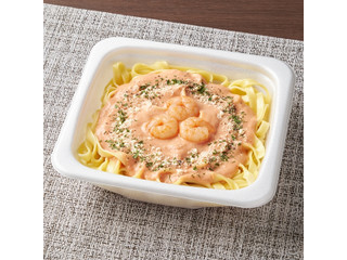 ファミリーマート 生パスタ 海老のトマトクリーム