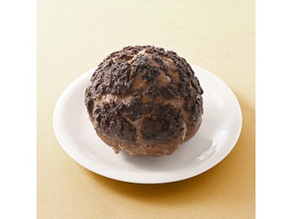 ファミリーマート ファミマルSweets ピエール マルコリーニ監修 とろけるキャラメルショコラシュー