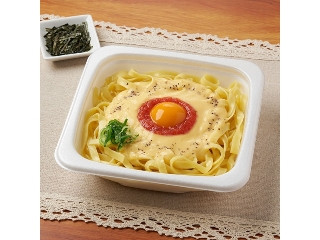 ファミリーマート 鎌倉パスタ監修 生パスタ明太カルボナーラ